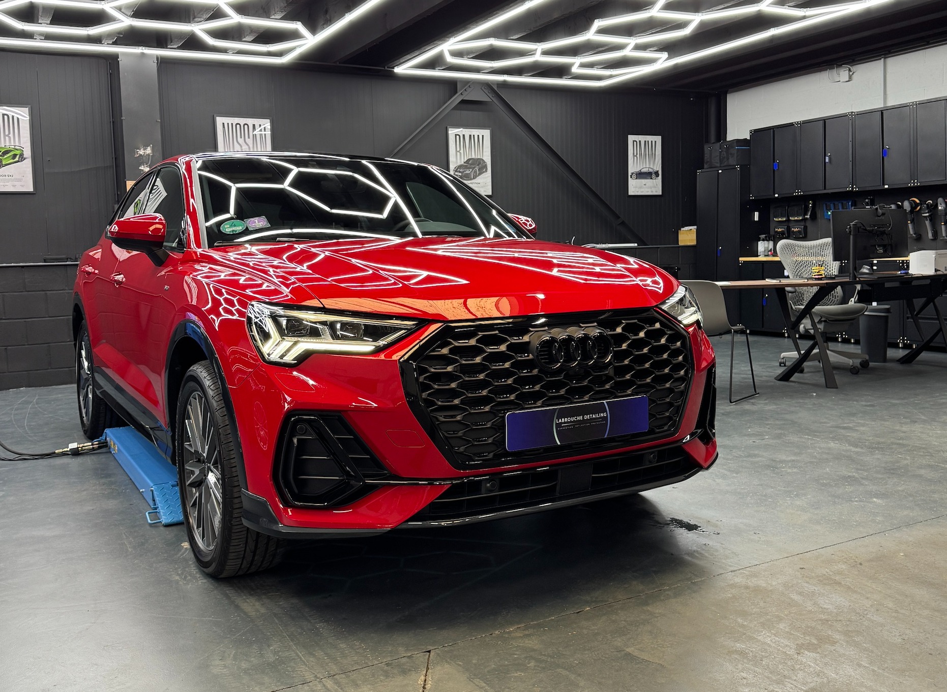 Content 14_content_image_17749535421348592566.jpg Lakherstel & steenslagreparatie | Labrouchedetailing